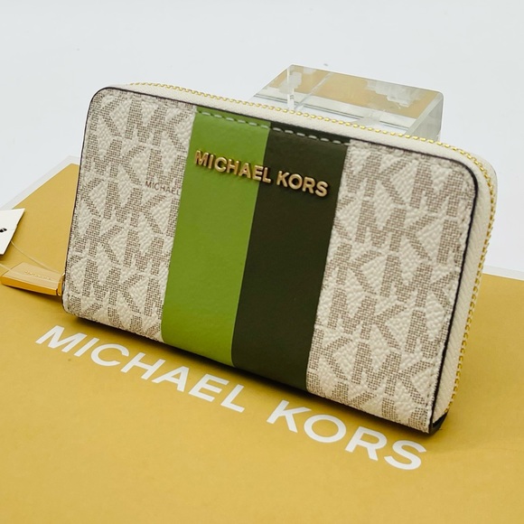 Michael Kors Small Zip Around Card Case Wallet - Picture 3 of 7